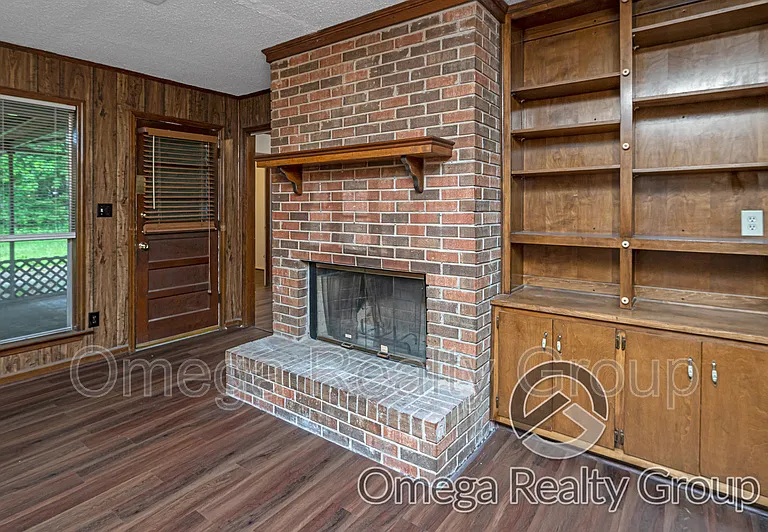 4078 Strathmore Dr — Photo 18