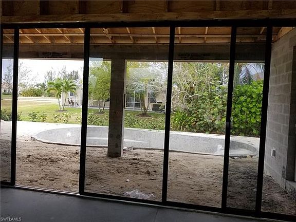3rd image of 3020 SW 26th Pl