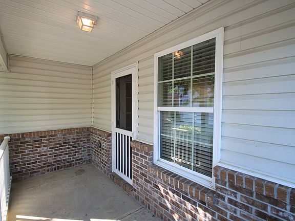 2nd image of 265 Hiawassee Dr