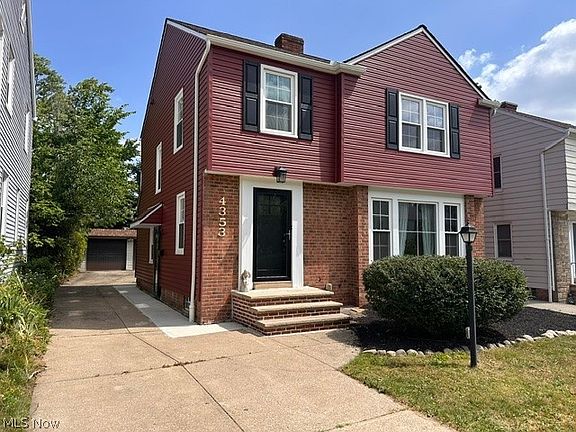 2nd image of 4353 Groveland Rd