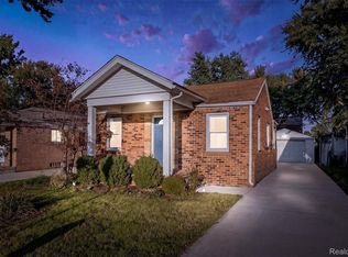 23020 Albion Ave, Farmington Hills, MI 48336