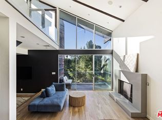 5636 Tuxedo Ter, Los Angeles, CA 90068