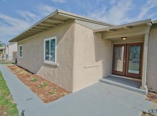 1300 5th St, Wasco, CA 93280