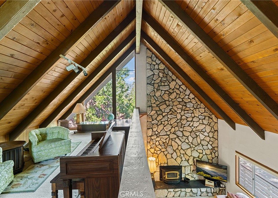 1st image of 27219 Bernina Dr