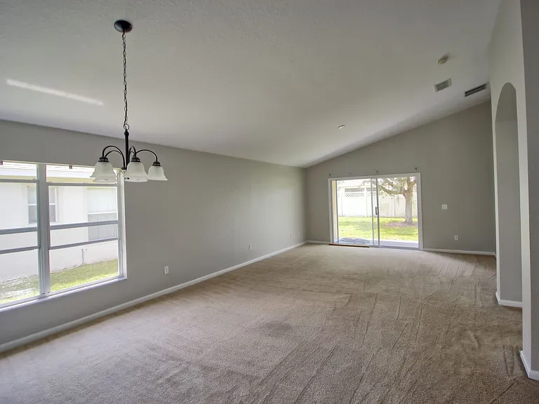 2924 Conner Ln — Photo 2