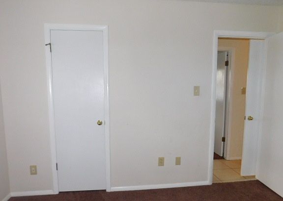 4th image of 7205 NW Lawton Ave