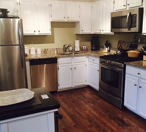 4th image of 10700 Pine Haven Ter