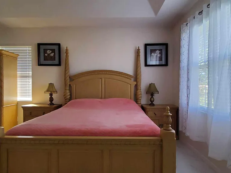 2323 Pan American Blvd — Photo 23