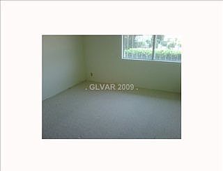 3rd image of 3012 El Camino Ave