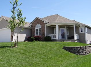 1304 Ridge Tree Ln, Pleasant Hill, MO 64080