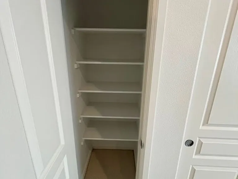 10308 SW Hollyridge Ln — Photo 20