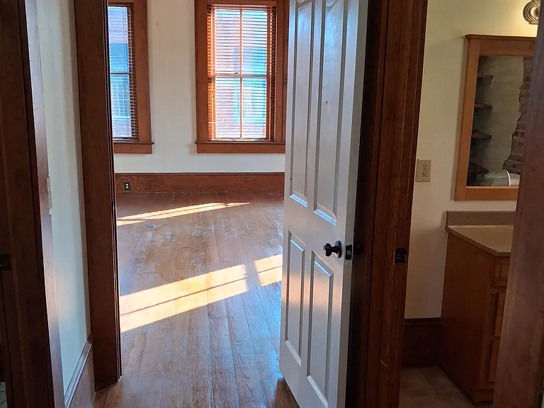 572 Mulberry St #205 — Photo 7