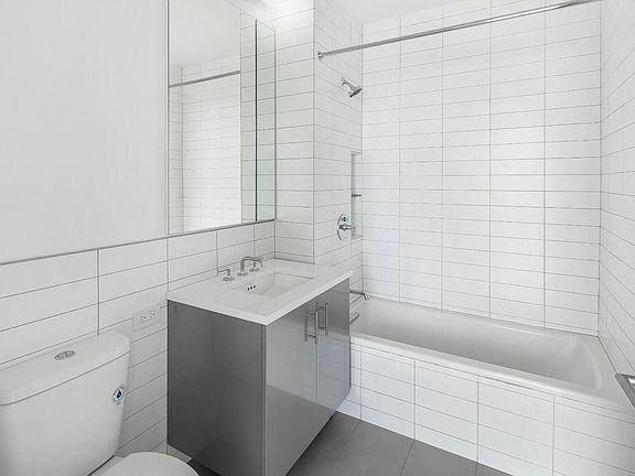 5th image of 531 Myrtle Ave #3D