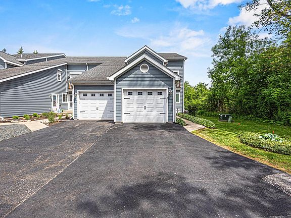 2nd image of 355 Havenwood DRIVE #8
