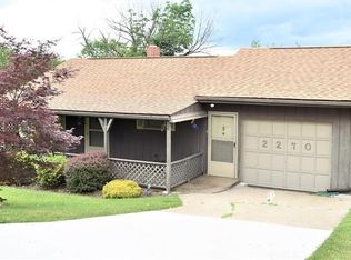 2270 Guffey Rd, Irwin, PA 15642