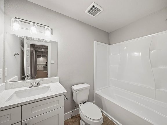 5th image of 5307 Danfield Dr