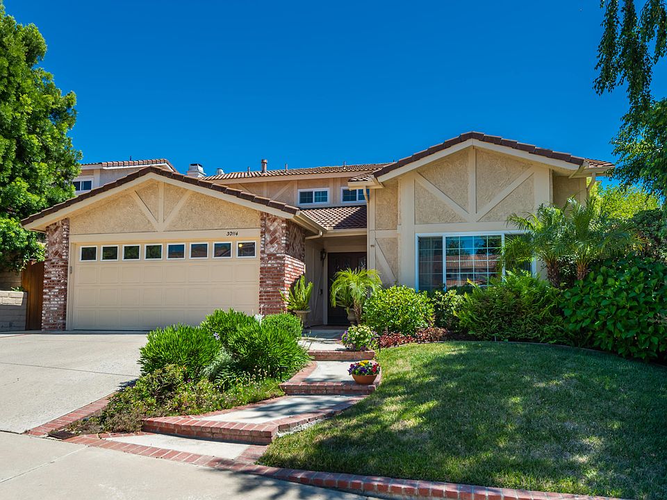 1st image of 30114 Amelia Dr