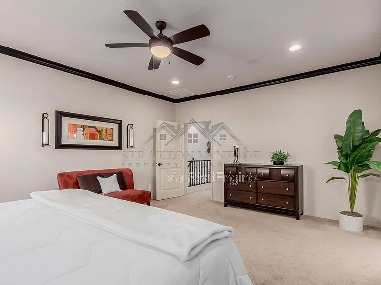4467 E Remington Dr — Photo 13