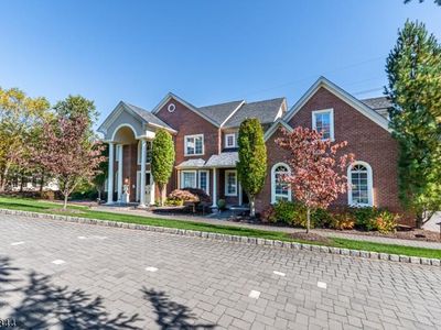 4 W Serafin Way, Towaco, NJ, 07082