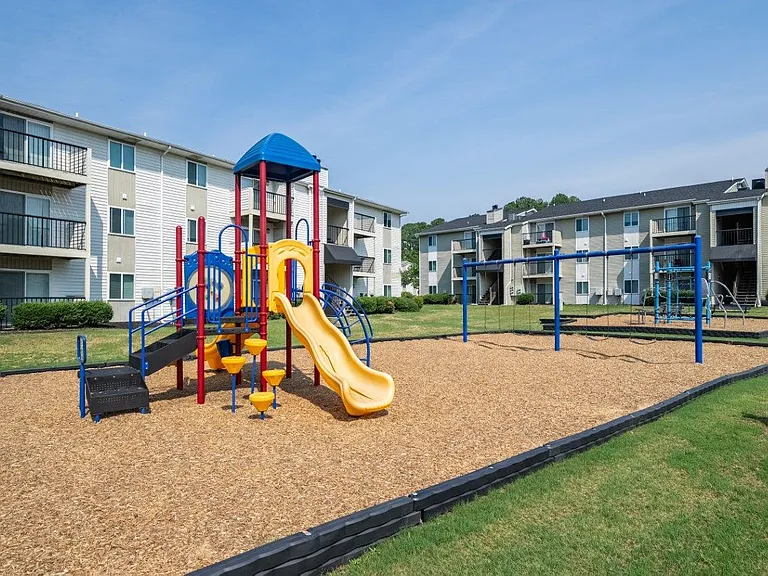 Morganton Place Apartment Homes — Photo 18