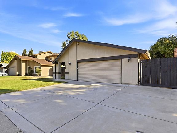 4th image of 3009 Nikol St
