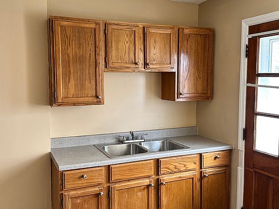 2nd image of 20470 Lake Shore Blvd #20460