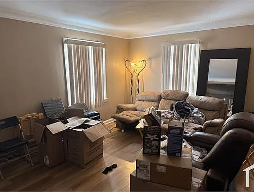 21410 Clare Ave — Photo 5