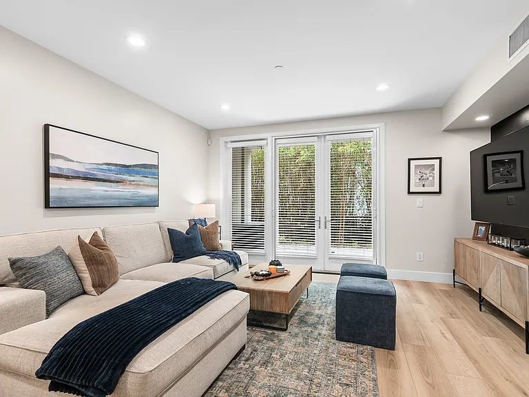 5410 La Jolla Blvd #A108 — Photo 17