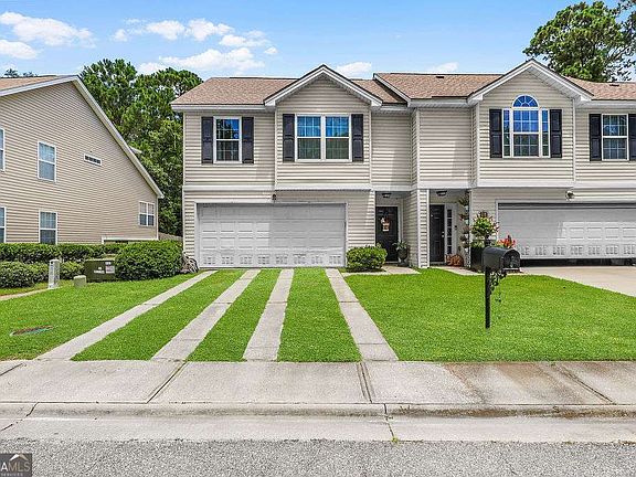 2nd image of 52 Orchid Ln