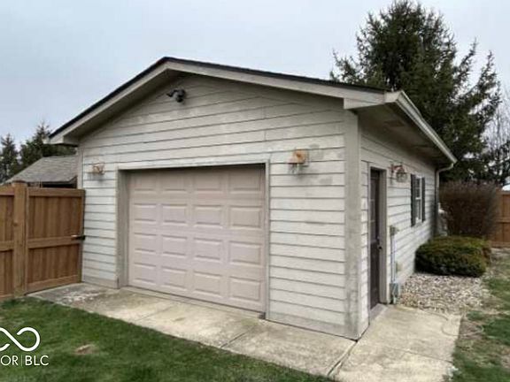 4th image of 2420 Griton Ct