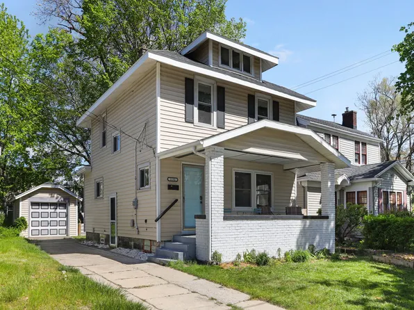 1152 Calvin Ave SE, Grand Rapids, MI 49506