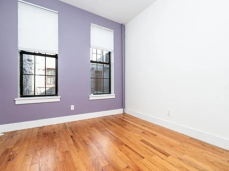 26 Catherine St #2L — Photo 6