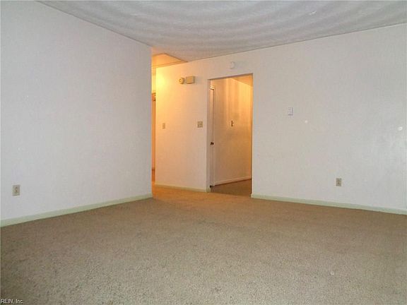 4th image of 3574 Bancroft Dr