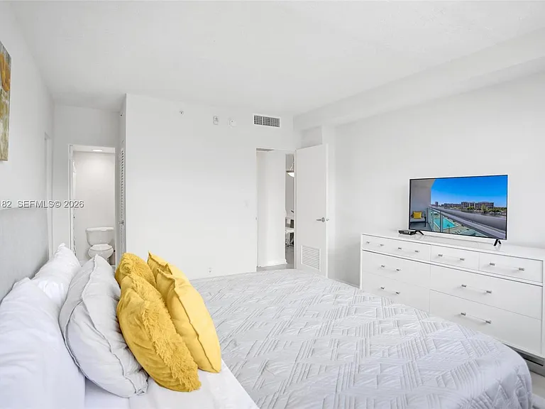3000 S Ocean Dr #412-1 — Photo 21
