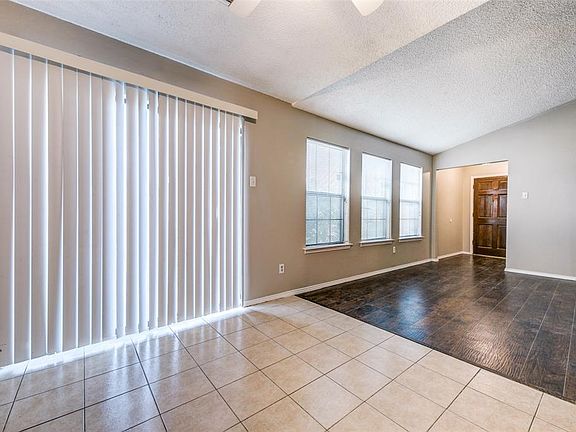 4th image of 1503 Crescent Ln