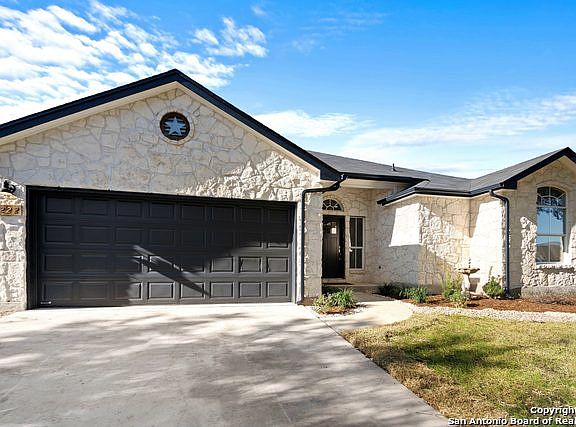 5th image of 2222 Aransas Pass
