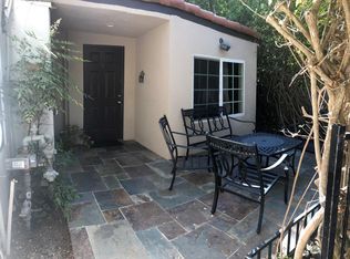 2715 Aqua Verde Cir, Los Angeles, CA 90077