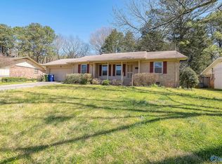 801 Cleermont Dr SE, Huntsville, AL 35801