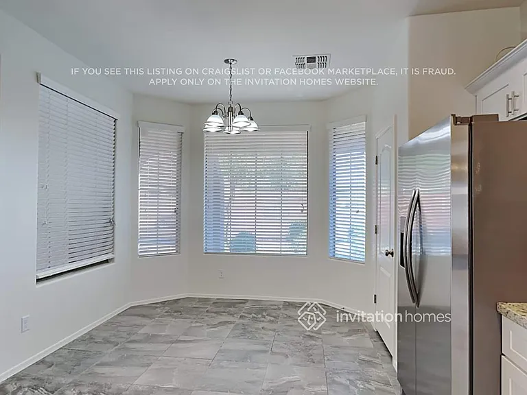10821 W Madison St — Photo 7