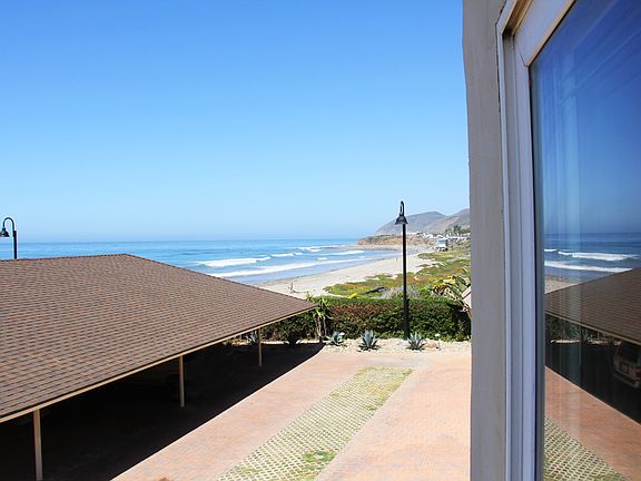 3rd image of 11770 Pacific Coast Hwy APT T
