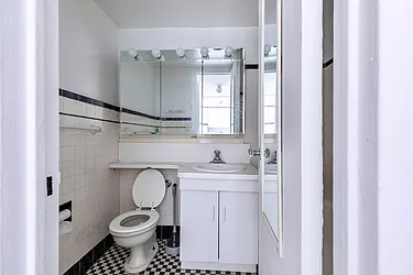 Rented by Manhattan Realty Group