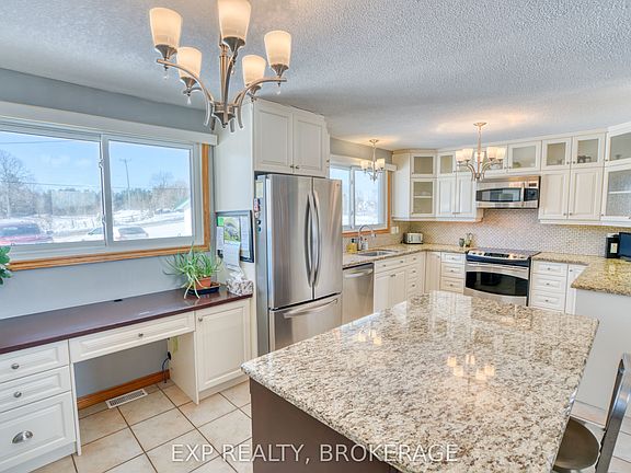 5th image of 2720 Bell Line Rd N