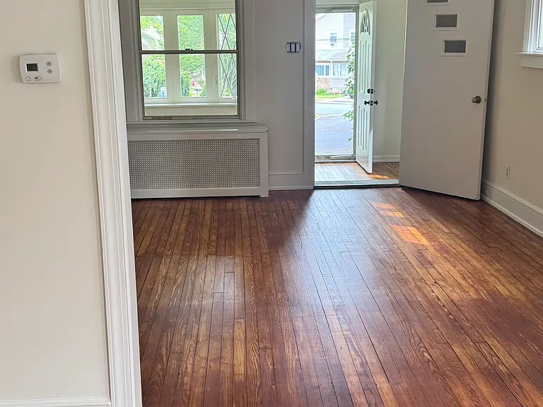 639 Delaware Ave — Photo 6