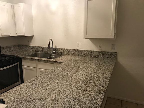4th image of 58772 Barron Dr APT C