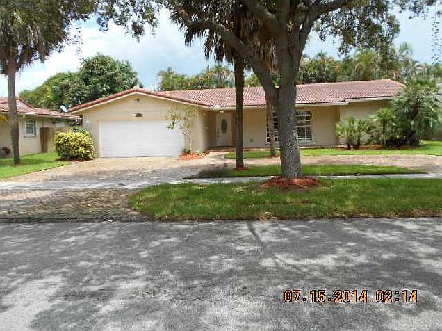 1st image of 14721 Palmetto Palm Ave