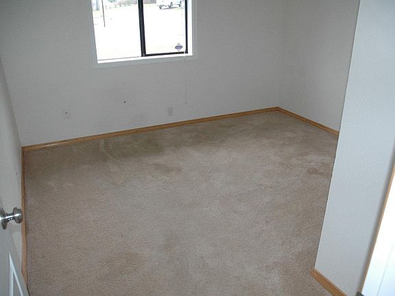 4th image of 4901 31st St NE