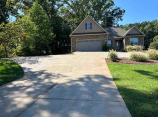 379 Riveroak Rd, Inman, SC 29349