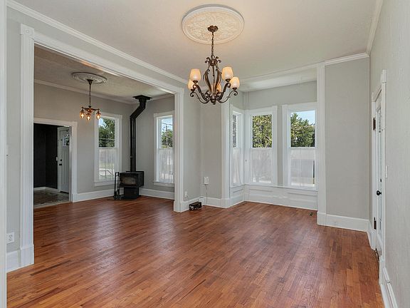 5th image of 311 E Freeman Street