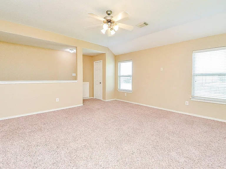 6419 Bennington Springs Dr — Photo 18