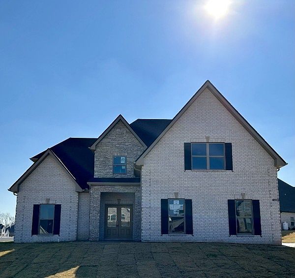 1st image of 801 Becham Kenneth Cir Lot 104
